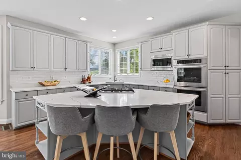 Kitchen - 42774 Glenside Dr, Brambleton, VA 20148 photo 2 of 4
