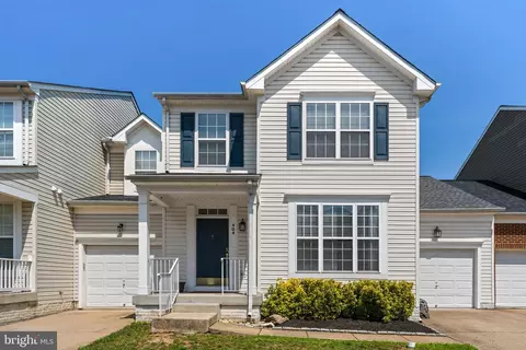 404 Rusert Dr SE, Leesburg, VA 20175