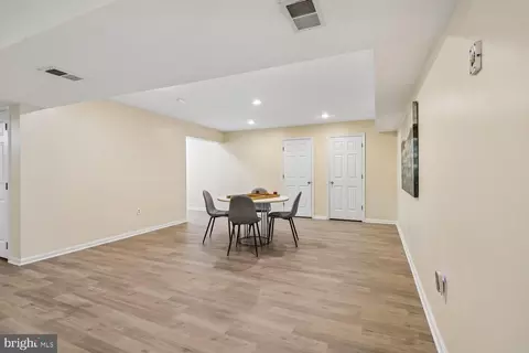 Entry Way - 20547 Ringold Dr, Ashburn, VA 20147 photo 6 of 7