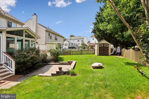 Exterior - 20547 Ringold Dr, Ashburn, VA 20147 photo 14 of 26