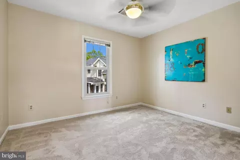 Bedroom - 20547 Ringold Dr, Ashburn, VA 20147 photo 1 of 5