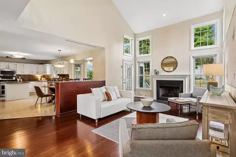 Other - 20547 Ringold Dr, Ashburn, VA 20147 photo 7 of 35
