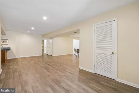 Other - 20547 Ringold Dr, Ashburn, VA 20147 photo 18 of 35