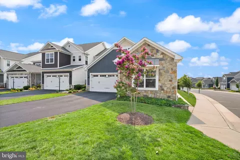 23664 Jayadev Ter, Ashburn, VA 20148 photo 6