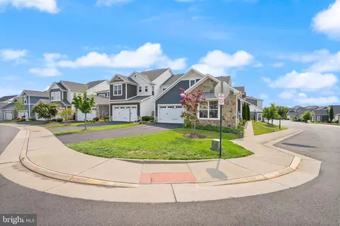 23664 Jayadev Ter, Ashburn, VA 20148 photo 3