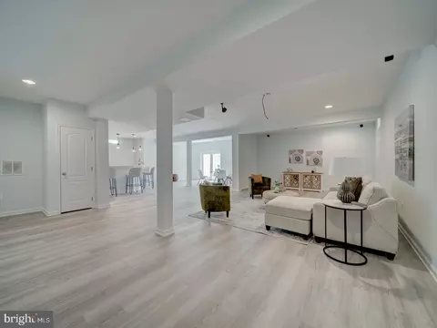 Living - 43320 Barnstead Dr, Ashburn, VA 20148 photo 13 of 14