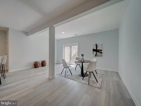 Dining - 43320 Barnstead Dr, Ashburn, VA 20148 photo 10 of 12