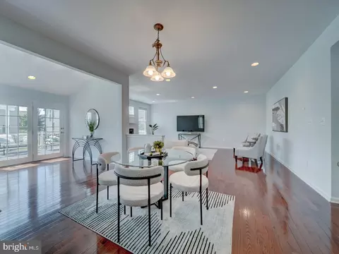 Dining - 43320 Barnstead Dr, Ashburn, VA 20148 photo 5 of 12
