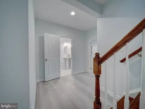 Entry Way - 43320 Barnstead Dr, Ashburn, VA 20148 photo 8 of 8