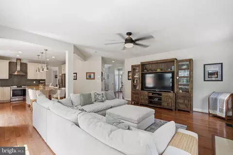 Other - 42815 Explorer Dr, Brambleton, VA 20148 photo 4 of 11