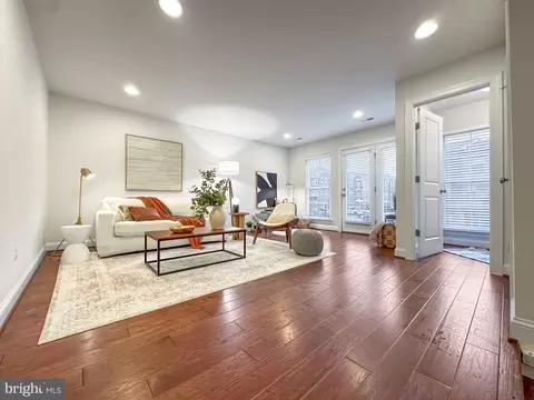 Living - 23448 Epperson Sq, Brambleton, VA 20148 photo 4 of 8