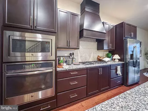 Kitchen - 23448 Epperson Sq, Brambleton, VA 20148 photo 2 of 2