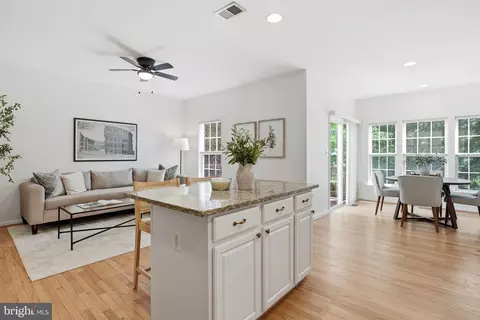 Other - 43451 Laidlow St, Chantilly, VA 20152 photo 3 of 9