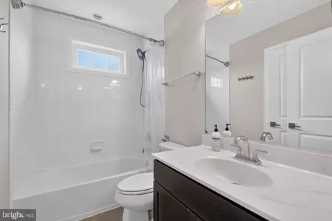 Other - 43002 Rosemount Woods Ter, Ashburn, VA 20148 photo 8 of 17
