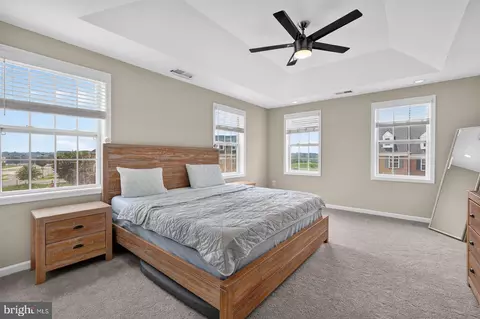 Bedroom - 43002 Rosemount Woods Ter, Ashburn, VA 20148 photo 3 of 6