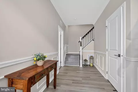 Entry Way - 43002 Rosemount Woods Ter, Ashburn, VA 20148 photo 2 of 6