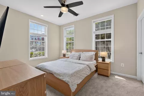 Bedroom - 43002 Rosemount Woods Ter, Ashburn, VA 20148 photo 1 of 6