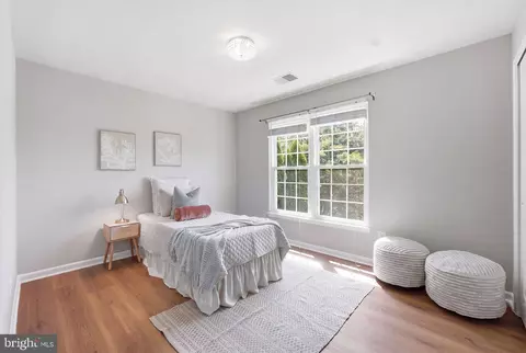 Bedroom - 42472 Mandolin St, Chantilly, VA 20152 photo 5 of 8