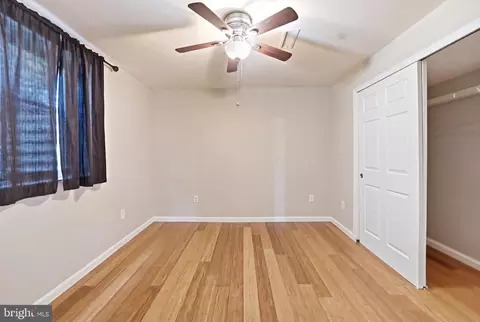Bedroom - 42472 Mandolin St, Chantilly, VA 20152 photo 8 of 8