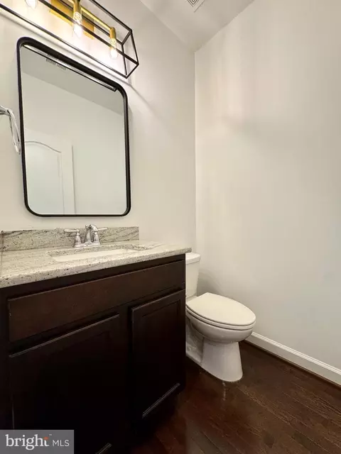 Entry Way - 22885 Eileen Sq, Sterling, VA 20166 photo 2 of 2