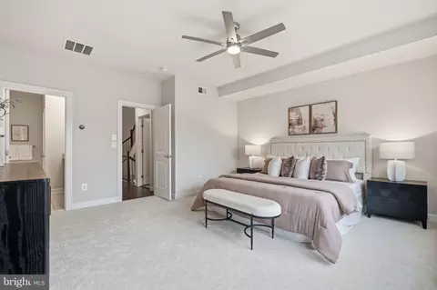 Bedroom - 43451 Charitable St, Ashburn, VA 20148 photo 2 of 4