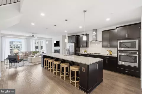 Entry Way - 43451 Charitable St, Ashburn, VA 20148 photo 6 of 11