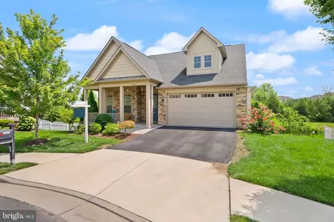 41699 Brookebourough Ct, Aldie, VA 20105