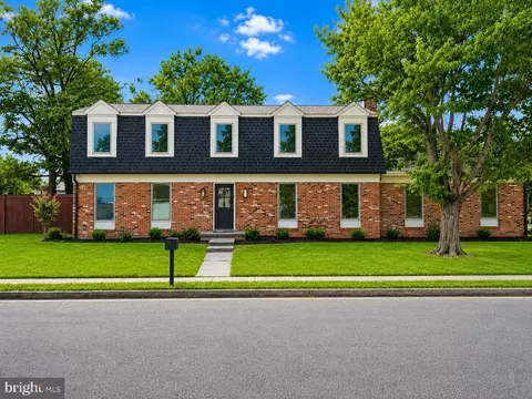 401 Crestwood SW, Leesburg, VA 20175