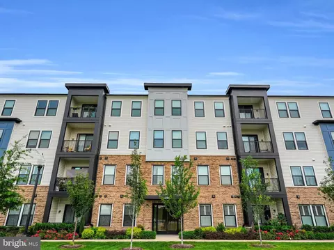 Exterior - 42920 Firefly Sonata Ter #101, Ashburn, VA 20148 photo 1 of 3