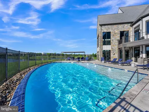 Exterior - 42920 Firefly Sonata Ter #101, Ashburn, VA 20148 photo 5 of 7