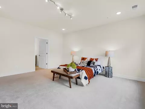 Bedroom - 42920 Firefly Sonata Ter #101, Ashburn, VA 20148 photo 4 of 5