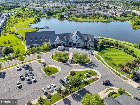 View/Area - 42920 Firefly Sonata Ter #101, Ashburn, VA 20148 photo 6 of 7