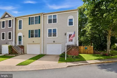 740 Hetzel Ter SE, Leesburg, VA 20175