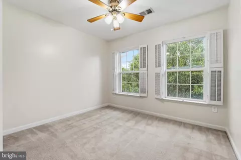 Bedroom - 43686 Phelps Ter, Ashburn, VA 20147 photo 4 of 5