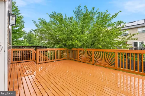 Exterior - 43686 Phelps Ter, Ashburn, VA 20147 photo 2 of 5
