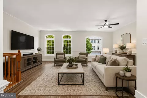 Living - 43686 Phelps Ter, Ashburn, VA 20147 photo 1 of 5