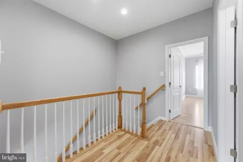 Entry Way - 42440 Ringneck Pl, Brambleton, VA 20148 photo 5 of 6