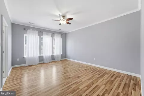 Living - 42440 Ringneck Pl, Brambleton, VA 20148 photo 5 of 5