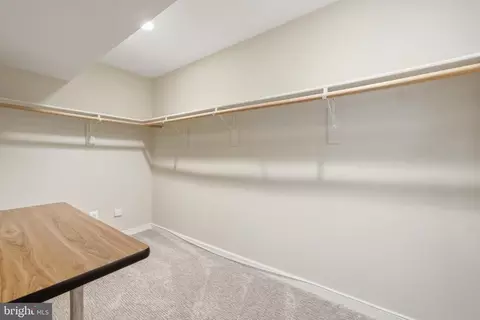 Entry Way - 21598 Goodwin Ct, Broadlands, VA 20148 photo 18 of 18