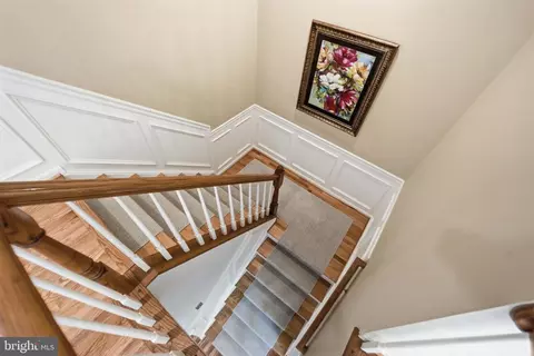 Entry Way - 21598 Goodwin Ct, Broadlands, VA 20148 photo 12 of 18