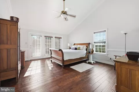 Bedroom - 21598 Goodwin Ct, Broadlands, VA 20148 photo 1 of 4