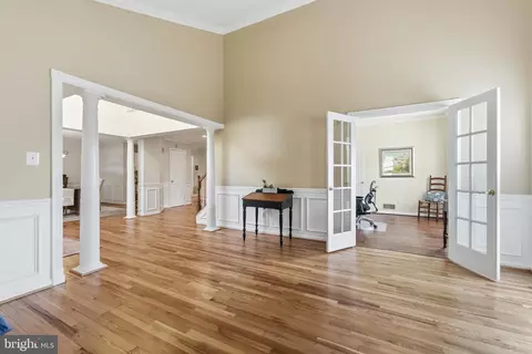 Entry Way - 21598 Goodwin Ct, Broadlands, VA 20148 photo 8 of 18