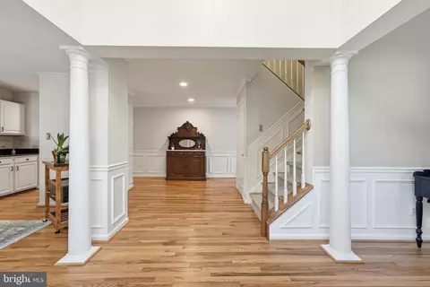 Entry Way - 21598 Goodwin Ct, Broadlands, VA 20148 photo 1 of 18