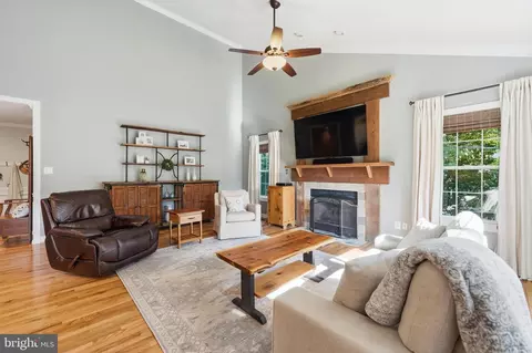 Other - 21598 Goodwin Ct, Broadlands, VA 20148 photo 7 of 19