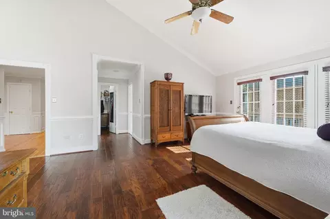 Entry Way - 21598 Goodwin Ct, Broadlands, VA 20148 photo 9 of 18