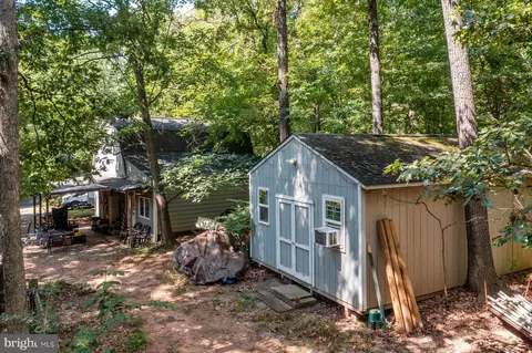 24 Cedar Dr, Sterling, VA 20164 photo 7