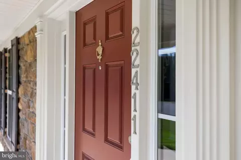 Entry Way - 22411 Conservancy Dr, Ashburn, VA 20148 photo 2 of 13
