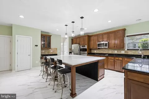 Kitchen - 22411 Conservancy Dr, Ashburn, VA 20148 photo 5 of 5