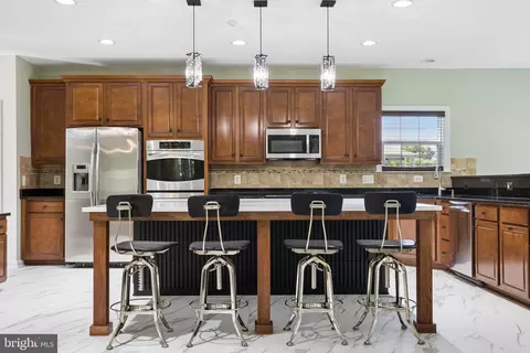 Kitchen - 22411 Conservancy Dr, Ashburn, VA 20148 photo 1 of 5