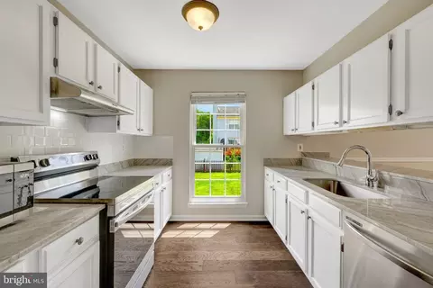Kitchen - 3 Whaley Ct, Sterling, VA 20165 photo 1 of 2